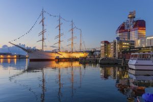 Mejor precisión y protección en trabajos de pintura Marítimos