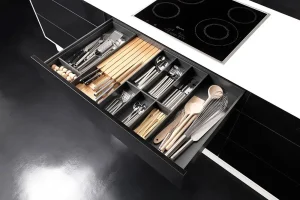 Cómo aumentar la capacidad de almacenamiento en muebles de cocina