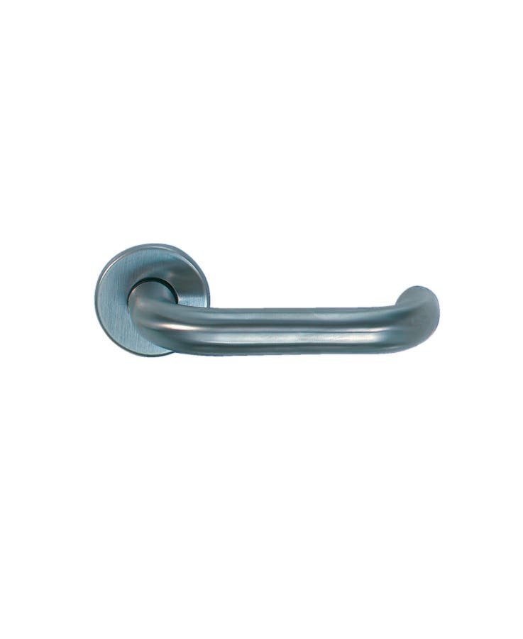 Herraje puerta seg. acero inox., manilla